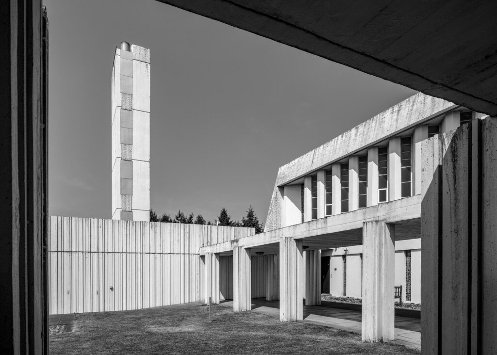 Margam Crematorium - Simon Phipps