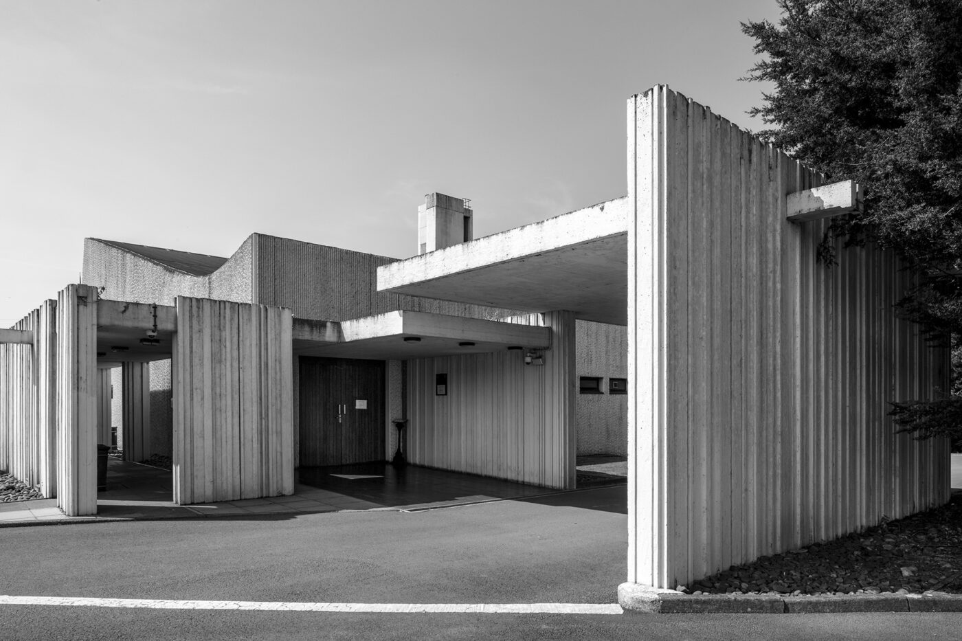 Margam Crematorium - Simon Phipps